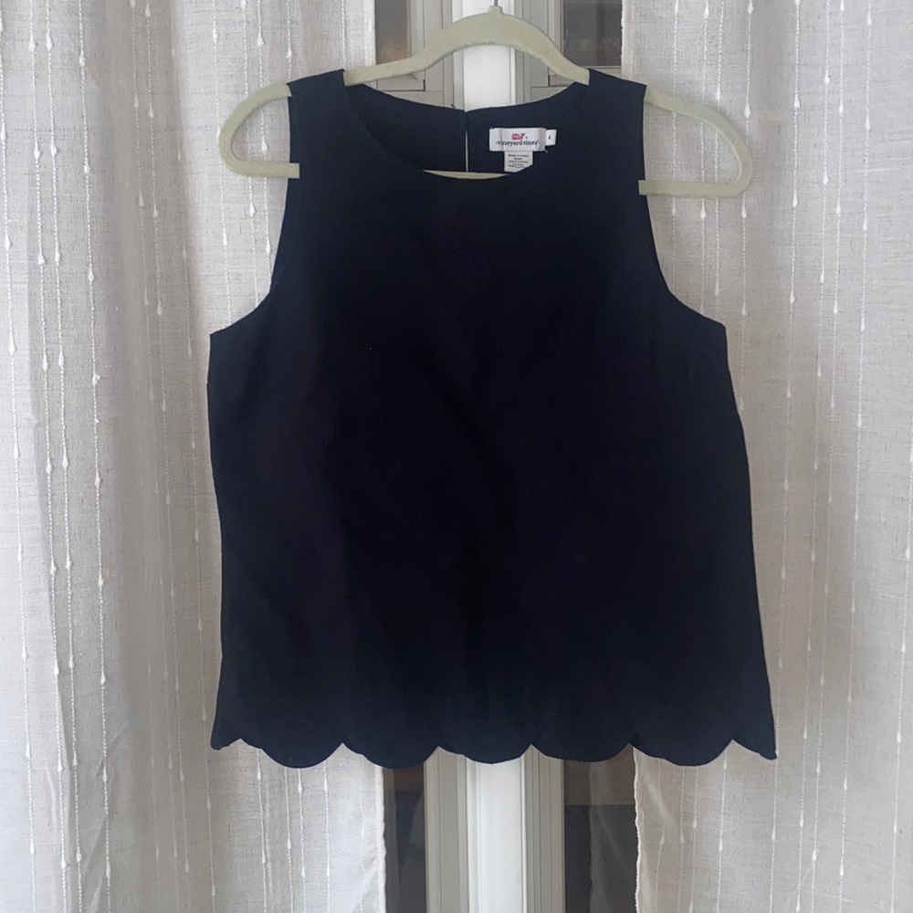 Vineyard Vines Scalloped Shell Top